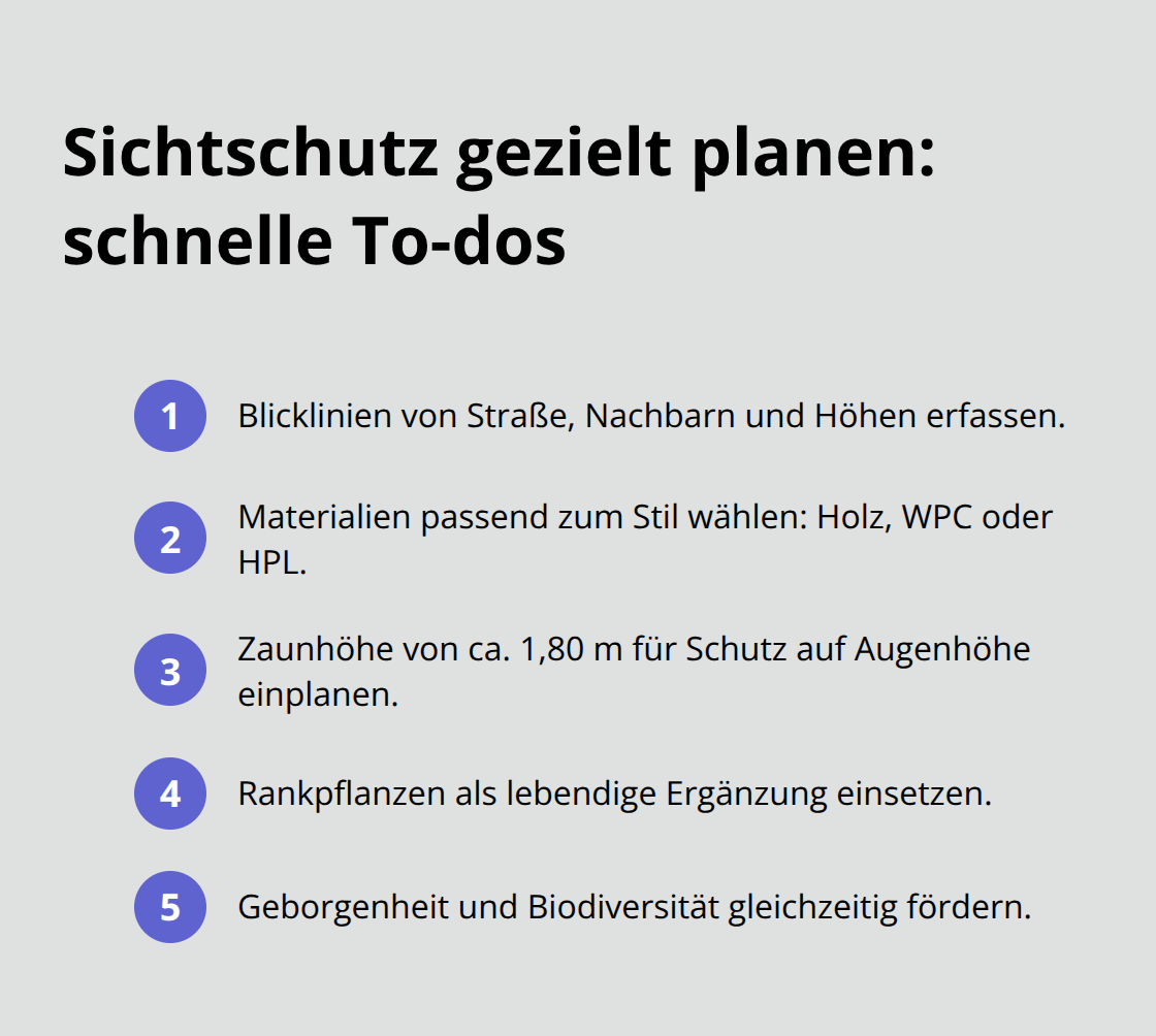 Kompakte Liste mit Schritten zur Planung eines wirksamen Sichtschutzes im Garten - Wellness Zone Gartenplanung Privatsphäre